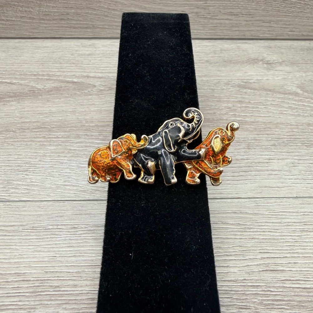 Elephant Parade Brooch - Black and Orange‎
